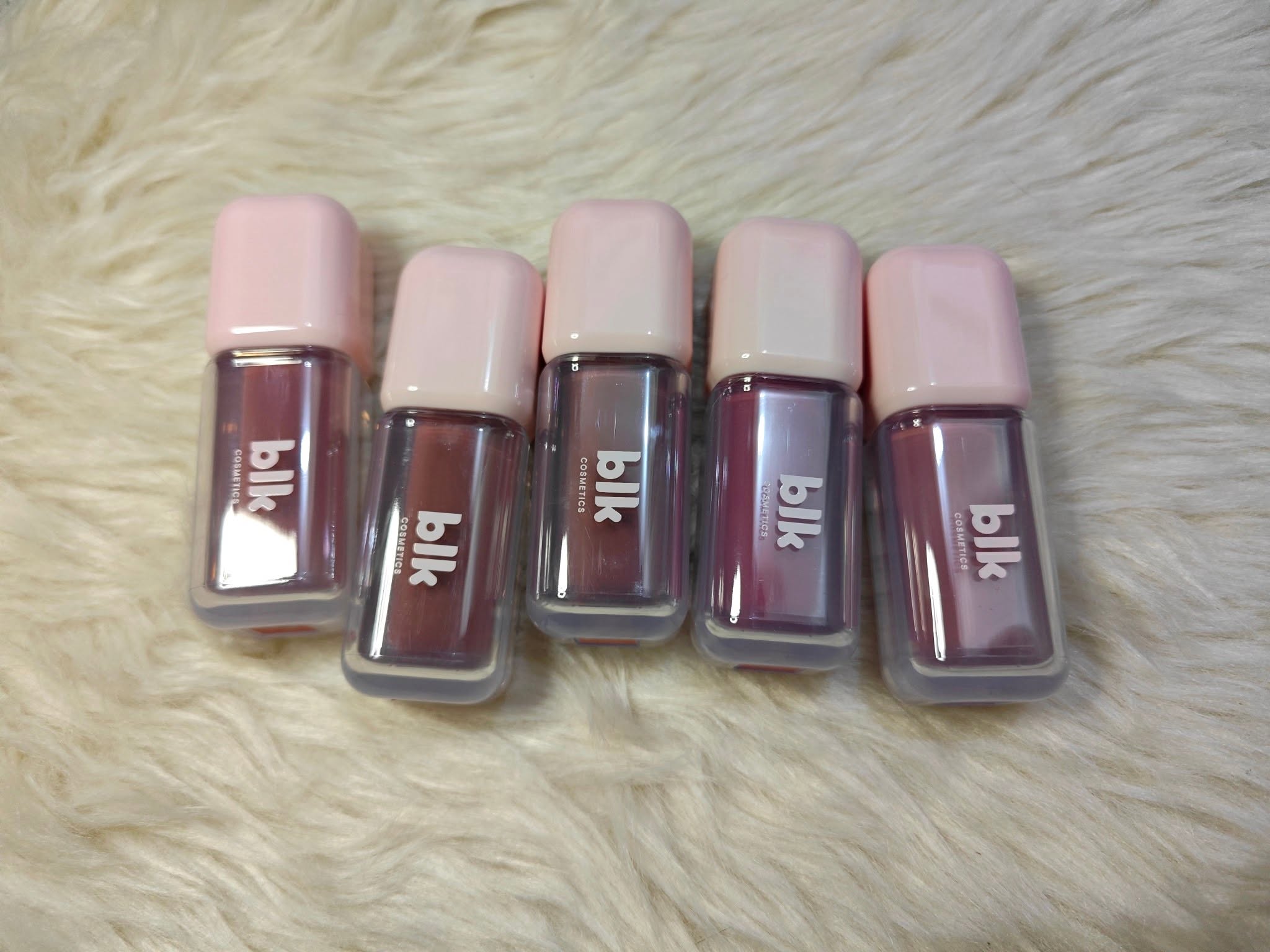 BLK Lip Colour Collection — ผลิตภัณฑ์แต่งแต้มสีริมฝีปาก